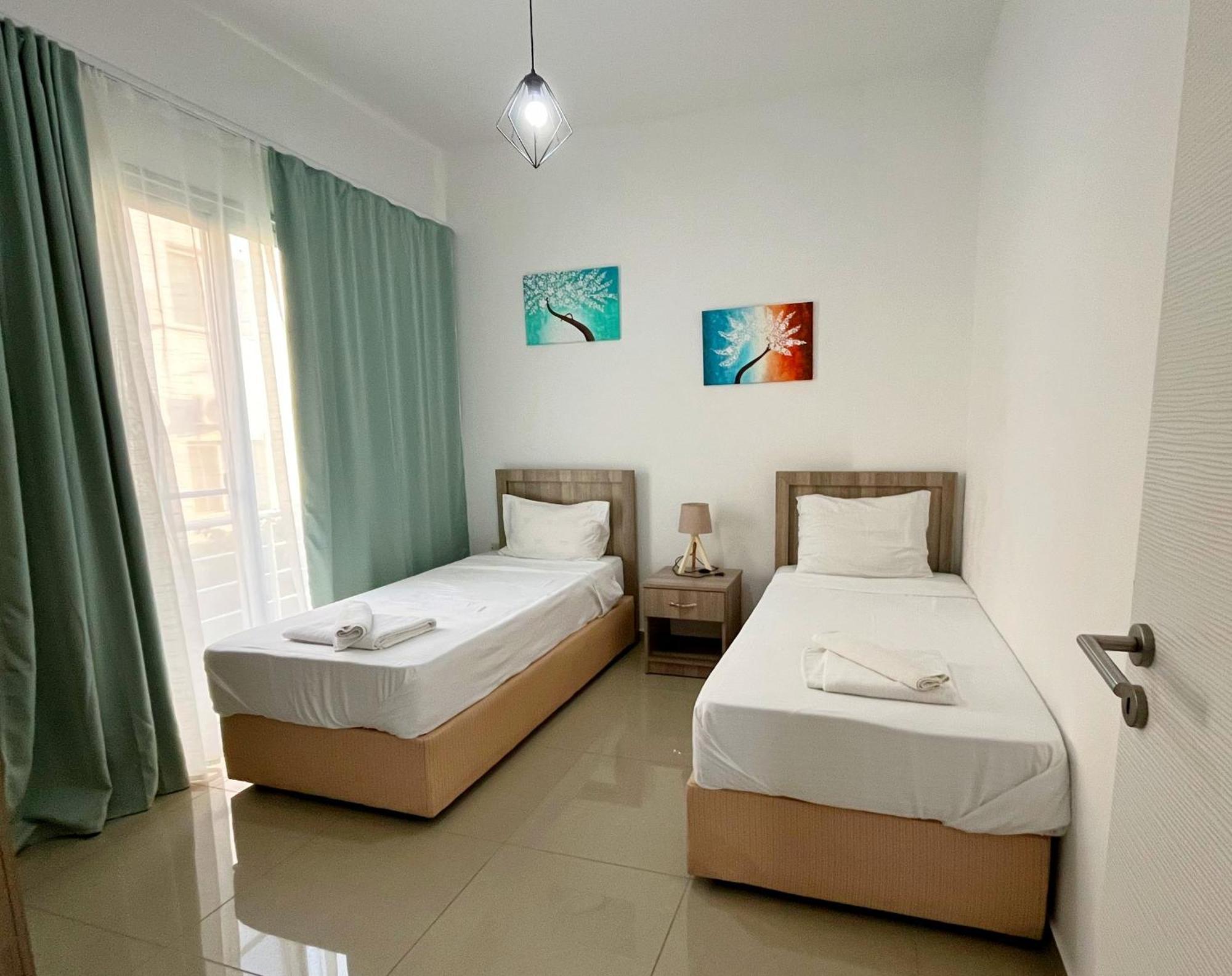 Quitet Two Bedroom Apartment With Private Garden Lukomorye D2 Karavas  Екстериор снимка